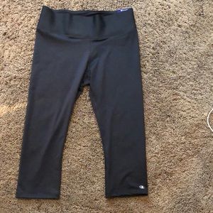 Women’s Capri Champion leggings XL